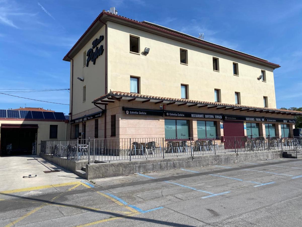 Hostal Meson Pepa Logroño Exterior foto